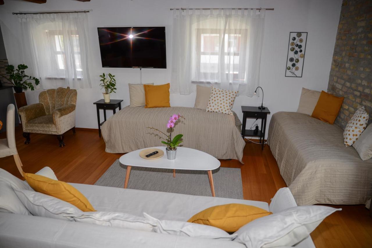 Somos Apartman Дьёр Экстерьер фото